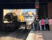 السكك الحديدية تستعين بأوناش عملاقة لإزالة آثار حادث قطار دمنهور