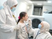 تقديم الخدمات العلاجية لـ1677 حالة بقافلة طبية مجابية بقرية دلجا بالمنيا