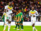 سقوط كوميدي لـ ساديو ماني في مباراة السنغال وبوليفيا.. فيديو