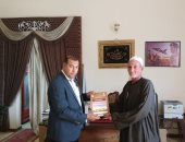 محافظ كفر الشيخ يشهد تسليم 9 عقود تقنين أراضى أملاك الدولة لتصل لـ827 عقدا