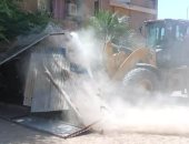 محافظ أسوان يتابع نتائج حملات الموجة الـ 20 لإزالة التعديات بإجمالى 237 حالة تعد