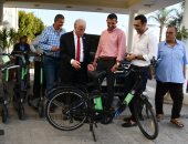 محافظ جنوب سيناء يعاين "سكوتر ودراجات كهربائية" ستعمل بشرم الشيخ خلال مؤتمر المناخ