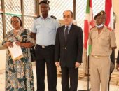 سفير مصر يسلم بوروندى أجهزة الغسيل الكلوى المقدمة من الوكالة المصرية للشراكة