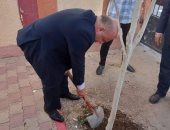 وكيل تعليم دمياط يشهد بدء تنفيذ مبادرة "زراعة 100 مليون شجرة" بالمدارس