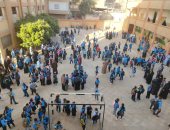 "تعليم القاهرة" تحذر الطلاب من تناول "مشروب طاقة" يباع خارج المدارس