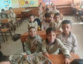 بدء الدراسة جزئيا في عدد من المدارس بالفيوم.. صور