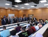 وزير التعليم العالي يتفقد جامعة بنها الأهلية ويطمئن على انتظام الدراسة