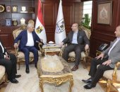 محافظ بنى سويف يستقبل وزير التربية والتعليم لمتابعة سير العملية التعليمية