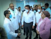 وزير الصحة يوجه باستحداث جهاز الماموجرام بمستشفى أسوان التخصصى
