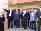 محافظ القاهرة يتفقد عدة مدارس بالعاصمة لمتابعة انتظام الدراسة