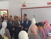 شاهد تأثر وزير التعليم ومحافظ بنى سويف بقصيدة عن الشهيد ألقتها طالبة