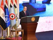 منحونا الكرامة والشرف دون مقابل.. الرئيس السيسى يكرم أبطال أكتوبر.. فيديو