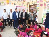 سكرتير عام الفيوم المساعد يتابع سير العملية التعليمية بمدارس بطامية.. صور