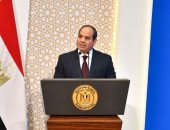 الرئيس السيسي خلال الاحتفال بالمولد النبوى: علينا ترجمة مكارم الأخلاق لسلوك ودستور عملى وواقع ملموس.. الشائعات جريمة ضد المجتمع وصاحبها آثم فى حق نفسه ودينه.. ومصر تمر بمرحلة غاية الأهمية قوامها العمل والإنتاج