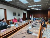 وزير الرى يبحث إجراءات الوزارة فى تأهيل ترعة الفليفلة ومخر وادى سنور