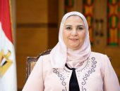 وزيرة التضامن تستعرض تقريرا عن خدمات الوزارة المقدمة للمواطنين فى شمال سيناء
