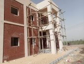 مشروعات حياة كريمة تخرج للنور في "اتقا واتليدم" بالمنيا.. المبادرة تشمل 192 قرية و757 تابعا بتكلفة 23 مليار جنيه.. ومراكز شباب ومدارس ومحطات صرف صحى أوشكت على الانتهاء.. والأهالى: شكرا للرئيس.. صور