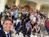 طلاب جامعة أسيوط يلتقون بطلاب أوروجواى خلال زيارتهم للمعهد الدبلوماسى بالقاهرة