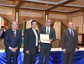 محافظ الفيوم: مبادرة المشروعات الخضراء تعكس جهود الدولة تجاه التغيرات المناخية