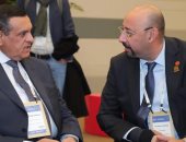 وزير التنمية المحلية يبحث تعزيز مجالات التعاون المشترك مع وفود كوريا الجنوبية