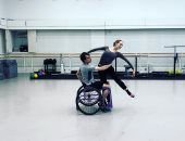 مهارات الرقص الإيقاعى بالكرسى المتحرك لذوى الهمم يبهر العالم