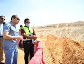 الرئيس السيسى يتفقد تطوير كورنيش المقطم ومنطقة الهضبة الوسطى