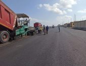 بدء أعمال الرصف  لشبكة الطرق الخارجية المحيطة بمشروع المجزر الآلى بدمياط