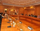 رئيس جامعة حلوان يوجه مسئولى مركز تنمية قدرات أعضاء هيئة التدريس ببرامج جديدة