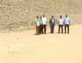 مسئولو الرى يتفقدون مخر سيل "الكوامل" بمركز سوهاج للتأكد من جاهزيته.. صور