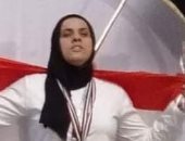 "منى" بطلة من ذوى الهمم تحصد المركز الأول أفريقيا والثانى عالميا في رفع الأثقال