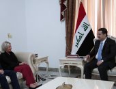 رئيس وزراء العراق المكلف يبحث مع المبعوثة الأممية الأوضاع السياسية فى البلاد