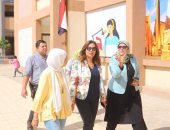 محافظ دمياط تتابع سير اليوم الدراسى بمدرسة عزبة البرج الرسمية للغات