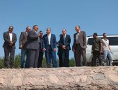 محافظ سوهاج يتفقد عددا من مخرات السيول بدار السلام.. فيديو وصور