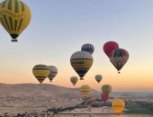 الأقصر تشهد تحليق 20 رحلة بالون طائر على متنها 400 سائح بالبر الغربى