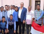 نائب "التنسيقية" يتفقد مدارس منشأة القناطر ويستمع لرؤى الطلاب والمعلمين بشأن الحوار الوطنى