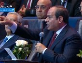 الرئيس السيسي: أراضى معامل تكرير حقل ظهر اتخصصت فى ساعتين فقط بالتليفون