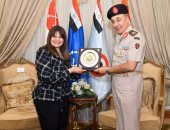 أكاديمية ناصر العسكرية للدراسات العليا تستضيف وزيرة الدولة للهجرة  