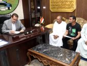 محافظ المنوفية يوجه الكهرباء والرى بحل شكوى أهالى عزب عبد القوى محرم