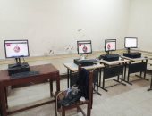 "سرقتها بأسلوب التسلق".. لص يعترف بالاستيلاء على أجهزة من مدرسة فى القاهرة