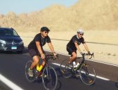 3 شبان يقومون برحلة من القاهرة لشرم الشيخ لنشر الوعى قبل "Cop27".. صور