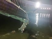 ارتفاع أعداد ضحايا انهيار جسر للمشاة بالهند إلى 130 قتيلا