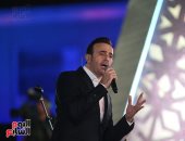 صابر الرباعى يلبى طلب جمهور مهرجان الموسيقى العربية بغناء "أتحدى العالم" مرتين