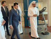وزير الرياضة يزور أكاديمية أسباير ومستشفى الطب الرياضى بالدوحة