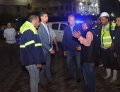 محافظ القليوبية يتابع أعمال تصريف مياه الأمطار بالطرق الرئيسية بشبرا والخصوص