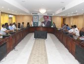 كيف تواجه محافظة الفيوم ارتفاع الأسعار؟.. المحافظة تقيم مخازن استراتيجية بمنطقة دمو للسلع التموينية والأدوية على مساحة 58 ألفاً و386 متراً مربعا.. وتتخذ العديد من الخطوات الصارمة لضبط السوق ومنع الاحتكار