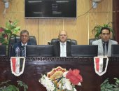 طلاب من أجل مصر بهندسة سوهاج ينظمون ندوة عن التغيرات المناخية.. صور 