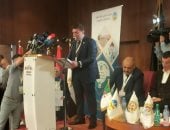 مؤتمر الاتحاد العربى للنفط بالجزائر يصدق على انتخاب عماد حمدى أمينا عاما لدورة ثانية