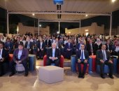 وزير التعليم العالي يُكرم الفرق الفائزة بهاكاثون الجامعات المصرية 