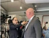 ناشط يمنى يشيد برد النائب عمرو درويش أمام سناء سيف: نحتاج مثل هذا البرلمانى