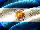 اقتراحات بإلغاء الأوراق النقدية في الأرجنتين بعد تطبيق البيزو الرقمى